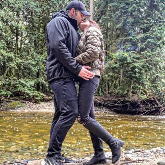 Meet your Posher, Aarøn - Picture 1 of 1